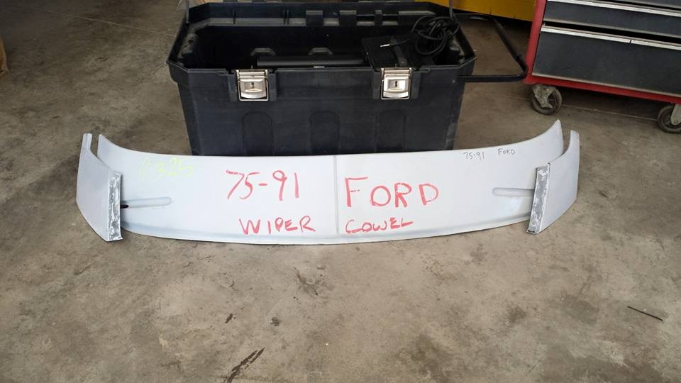 75-91 Ford Van WIPER COWEL